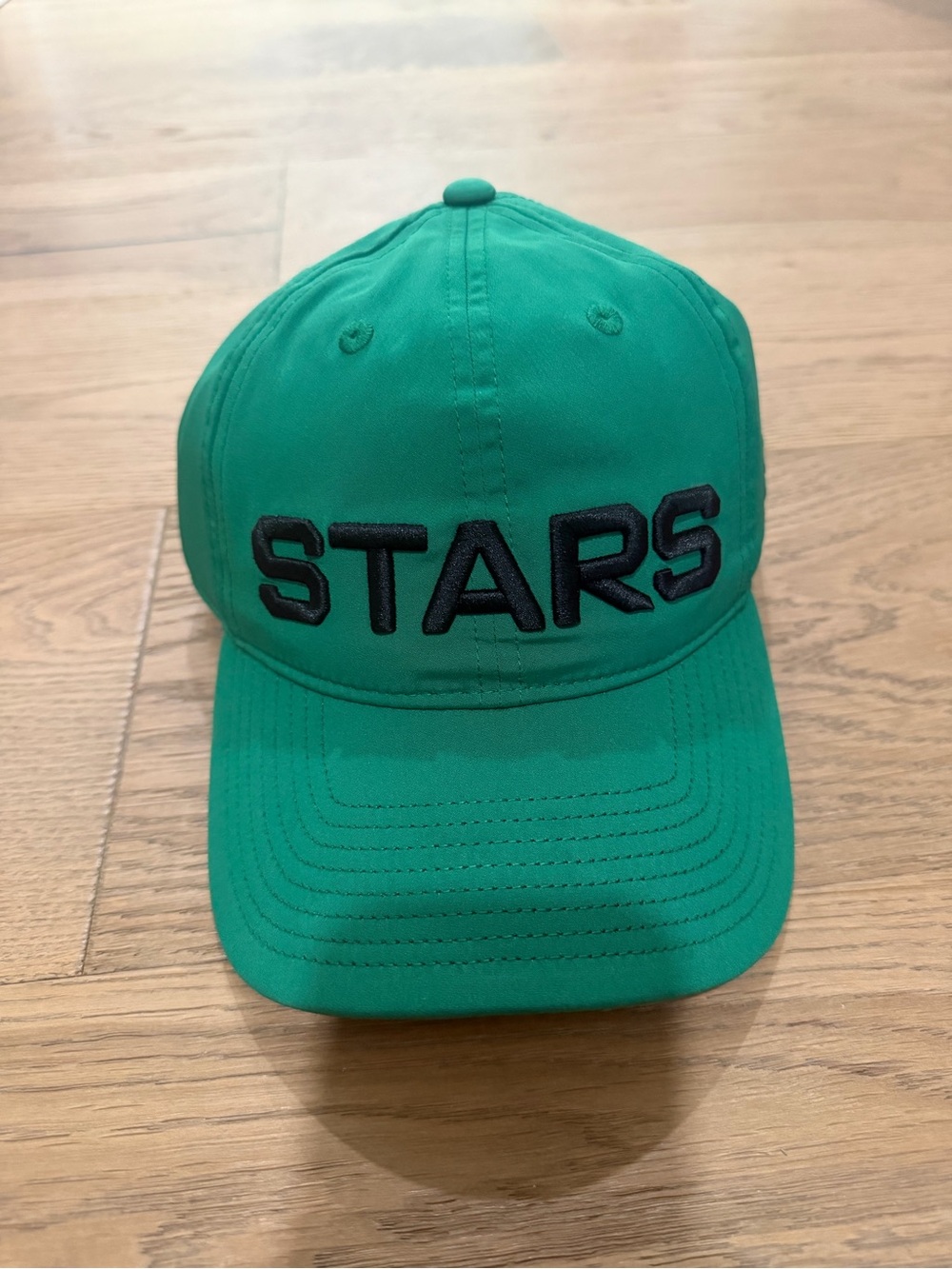 adidas Green "STARS" Baseball Cap with Black Embroidered Logo - Picture 2 of 5